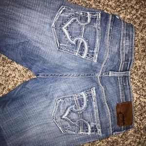 Boot cut jeans